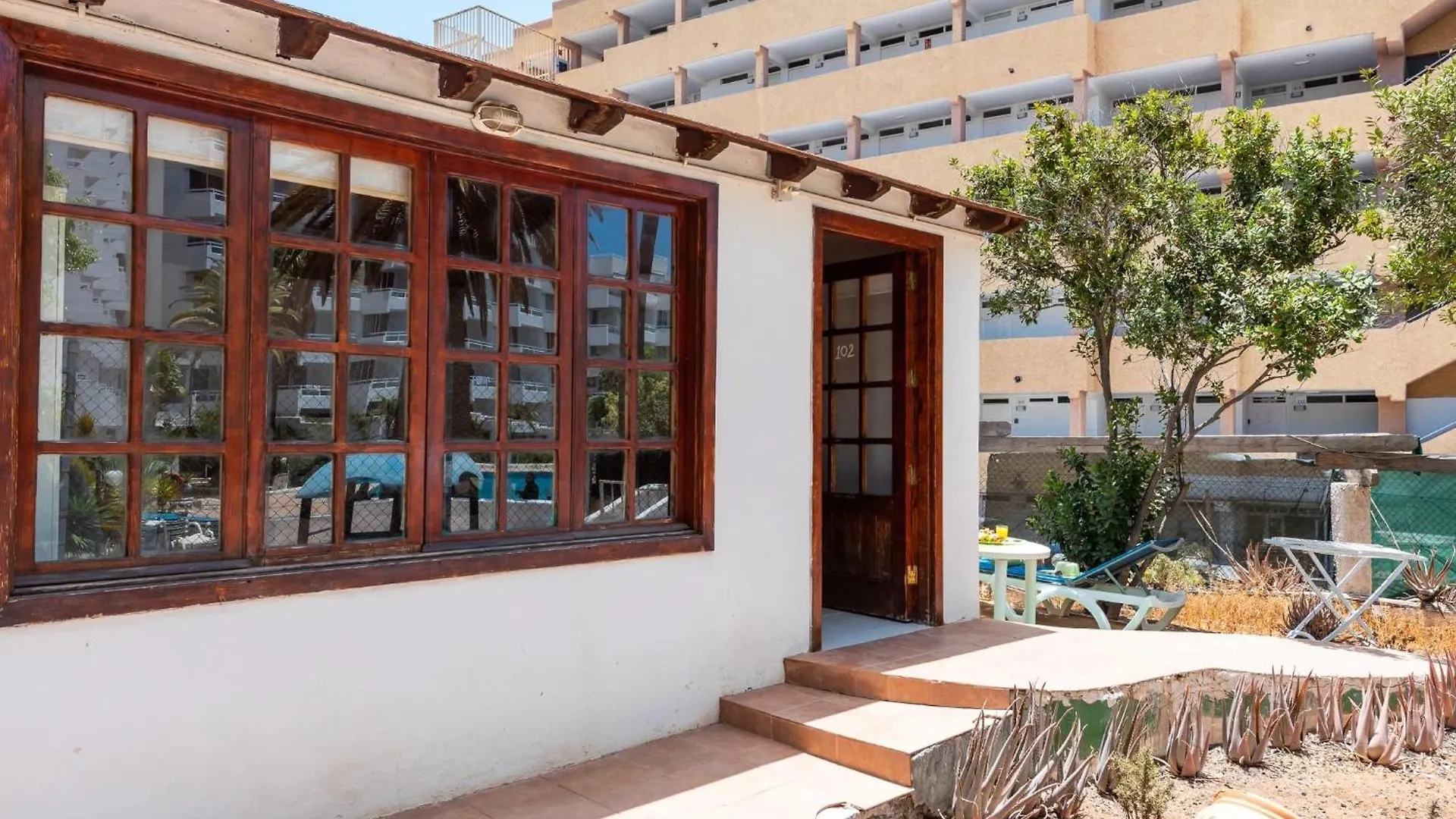 101 Bright Accomodation With Pool View Playa Fanabe 0*,